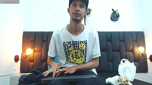 Snapshot of Dangerous_dogg chatting on 14, 3, 2025 Dangerous dogg online show from 14, 3, 2025