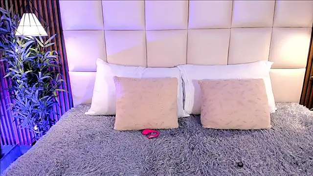 Snapshot of MelanieHillss chatting on 17, 3, 2026 MelanieHillss online show from 17, 3, 2026