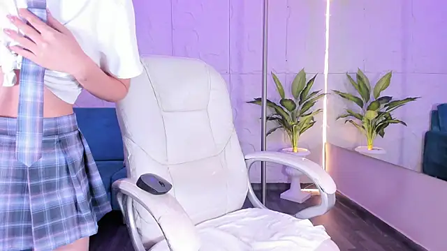 KittyLyne online show from 1, 10, 2025