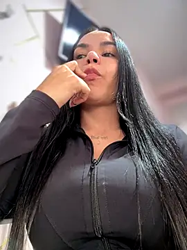 Naatalia online show from 21, 10, 2025