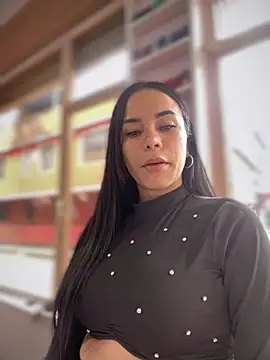 Naatalia online show from 8, 11, 2025