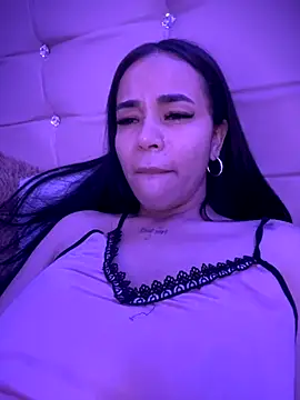 Naatalia online show from 12, 11, 2025