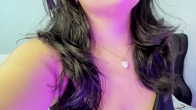 Naoko 7w7 online show from 15, 9, 2025