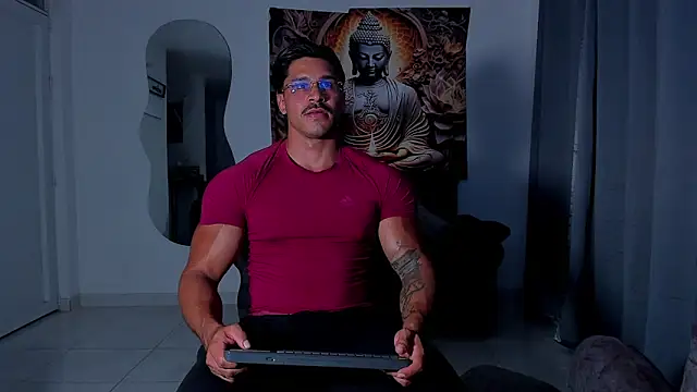 Valentino Dosantos  online show from 21, 11, 2025