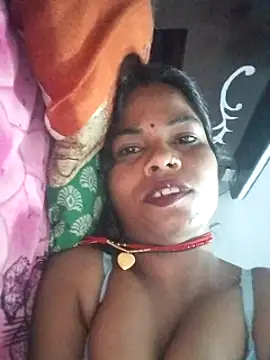 Snapshot of MEENA_ROY chatting on 1, 3, 2025 MEENA ROY online show from 1, 3, 2025