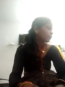 Snapshot of MEENA_ROY chatting on 5, 3, 2025 MEENA ROY online show from 5, 3, 2025