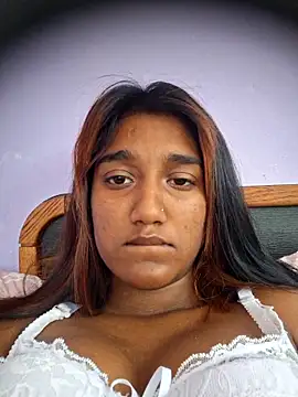 Snapshot of indianpink_lips chatting on 14, 4, 2026 indianpink lips online show from 14, 4, 2026