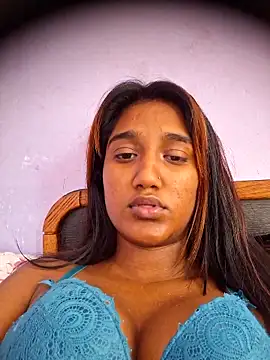 Snapshot of indianpink_lips chatting on 15, 5, 2026 indianpink lips online show from 15, 5, 2026