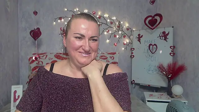 DianaMGG online show from 10, 2, 2026