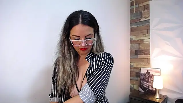Snapshot of Azaahara_ chatting on 19, 3, 2025 Azaahara online show from 19, 3, 2025