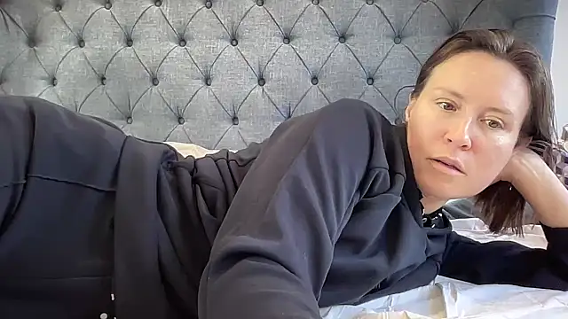 Snapshot of eatmypie69 chatting on 22, 9, 2025 eatmypie69 online show from 22, 9, 2025