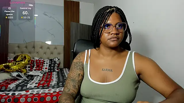 Snapshot of ZahraRose chatting on 15, 4, 2026 ZahraRose online show from 15, 4, 2026