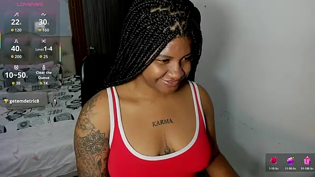 Snapshot of ZahraRose chatting on 23, 4, 2026 ZahraRose online show from 23, 4, 2026