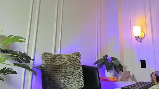 JasmineRoss 1 online show from 24, 10, 2025