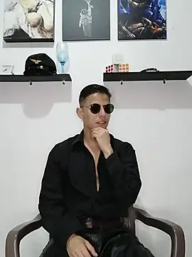 Snapshot of Mr-Eros-Master chatting on 16, 2, 2025 Mr-Eros-Master online show from 16, 2, 2025