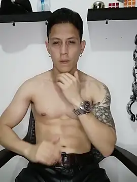 Snapshot of Mr-Eros-Master chatting on 10, 3, 2025 Mr-Eros-Master online show from 10, 3, 2025