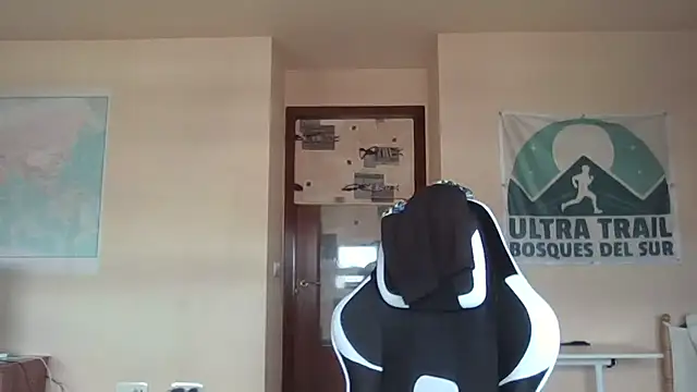 Snapshot of llopaco chatting on 7, 1, 2026 llopaco online show from 7, 1, 2026