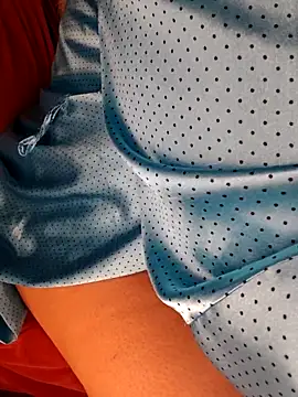 Snapshot of Loly2025 chatting on 6, 2, 2026 Loly2025 online show from 6, 2, 2026