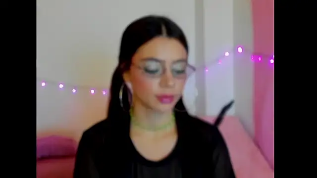 Snapshot of Danna_Myst chatting on 24, 10, 2025 Danna Myst online show from 24, 10, 2025