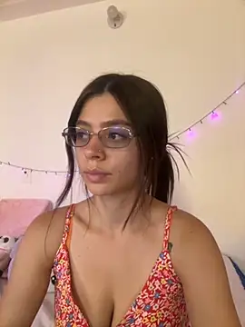 Snapshot of Danna_Myst chatting on 25, 10, 2025 Danna Myst online show from 25, 10, 2025