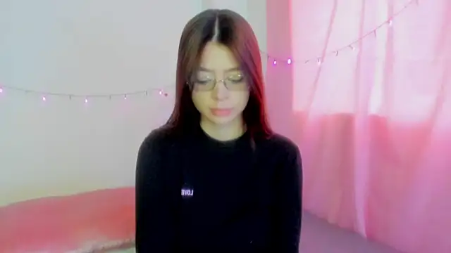 Snapshot of Danna_Myst chatting on 27, 11, 2025 Danna Myst online show from 27, 11, 2025