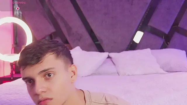 JacobRoberts1 online show from 13, 12, 2025