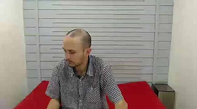 Snapshot of JhonTorres018 chatting on 21, 2, 2025 JhonTorres018 online show from 21, 2, 2025