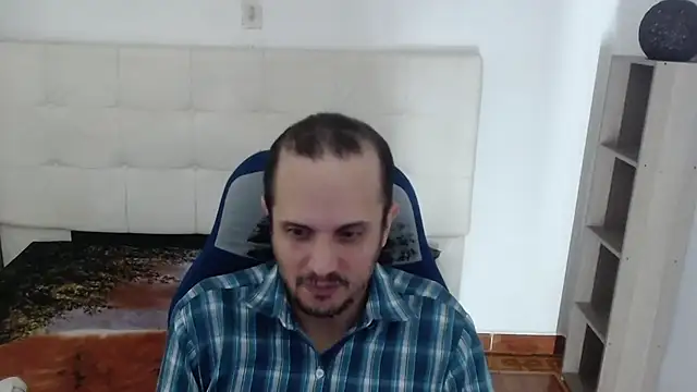 Snapshot of JhonTorres018 chatting on 21, 11, 2025 JhonTorres018 online show from 21, 11, 2025