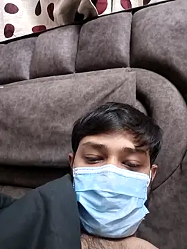 Snapshot of Daddys_Cum0855 chatting on 18, 12, 2025 Daddys Cum0855 online show from 18, 12, 2025