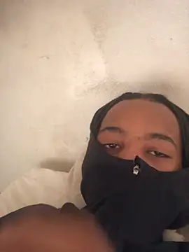 Smaragstr online show from 5, 3, 2026