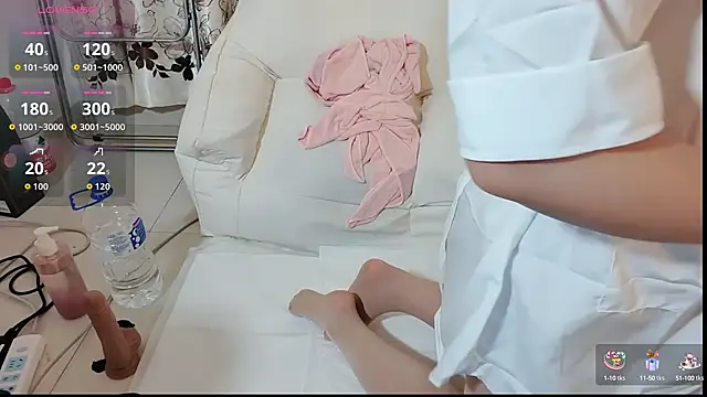 xiaoxiaoyu- online show from 27, 9, 2025