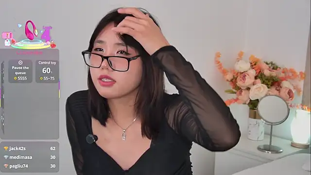 HitomiAoki online show from 10, 3, 2025