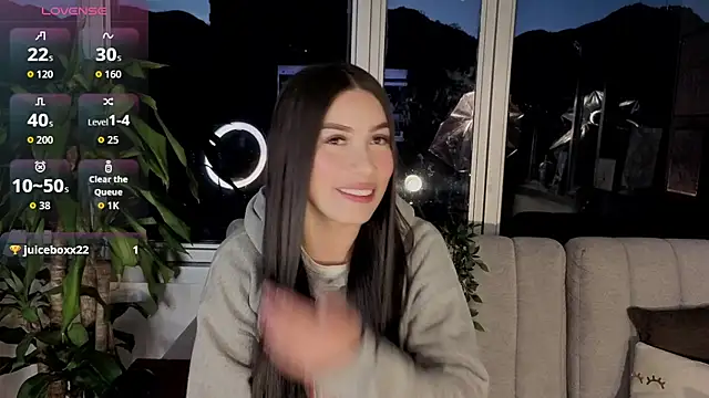 Snapshot of Ivanna_West chatting on 26, 9, 2025 Ivanna West online show from 26, 9, 2025