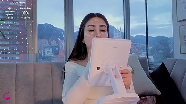 Snapshot of Ivanna_West chatting on 24, 11, 2025 Ivanna West online show from 24, 11, 2025