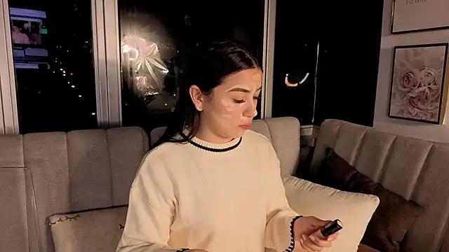 Snapshot of Ivanna_West chatting on 2, 12, 2025 Ivanna West online show from 2, 12, 2025