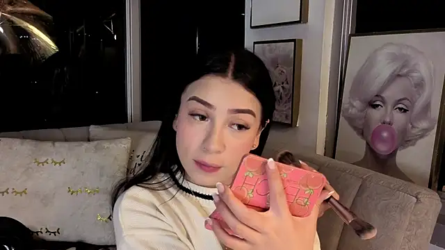 Snapshot of Ivanna_West chatting on 6, 1, 2026 Ivanna West online show from 6, 1, 2026