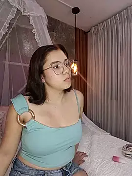 EmmaSulivan online show from 3, 3, 2025