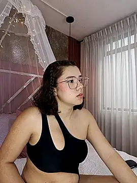 EmmaSulivan online show from 15, 3, 2025