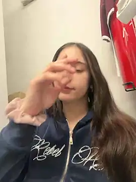 sexymelli18 online show from 13, 5, 2026