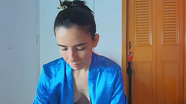 Peach Rose  online show from 20, 9, 2025