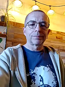 Xavspank2 online show from 25, 3, 2026