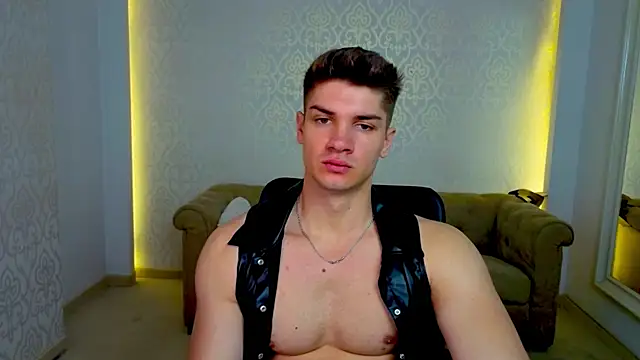 Snapshot of MaxKaiden chatting on 13, 5, 2026 MaxKaiden online show from 13, 5, 2026