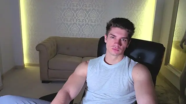 MaxKaiden online show from 19, 6, 2026