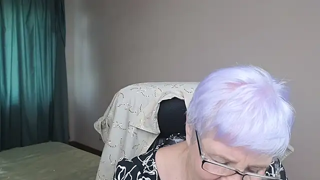 Snapshot of Sandra_Snowflake chatting on 15, 3, 2025 Sandra Snowflake online show from 15, 3, 2025
