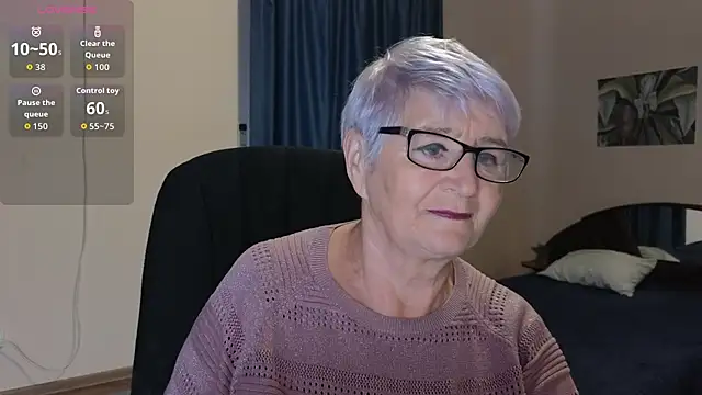 Snapshot of Sandra_Snowflake chatting on 13, 10, 2025 Sandra Snowflake online show from 13, 10, 2025