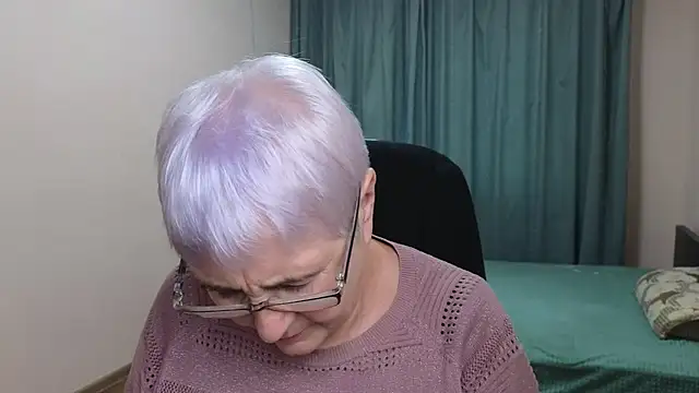 Snapshot of Sandra_Snowflake chatting on 20, 10, 2025 Sandra Snowflake online show from 20, 10, 2025