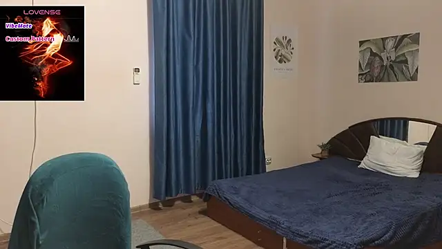 Snapshot of Sandra_Snowflake chatting on 24, 10, 2025 Sandra Snowflake online show from 24, 10, 2025