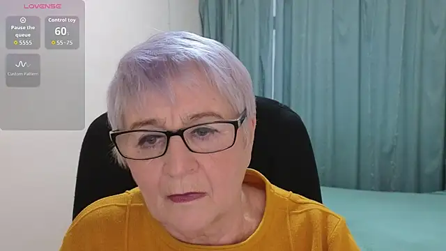 Snapshot of Sandra_Snowflake chatting on 29, 11, 2025 Sandra Snowflake online show from 29, 11, 2025