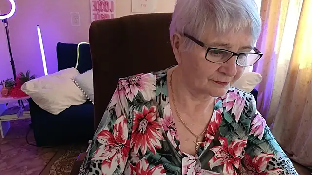 Sandra Snowflake online show from 6, 5, 2026