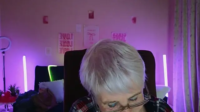 Sandra Snowflake online show from 11, 5, 2026